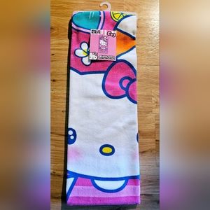 HELLO KITTY BEACH TOWEL ⛱️